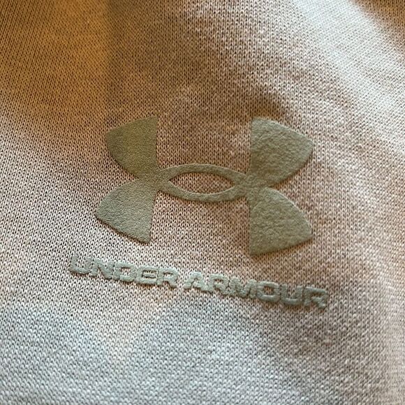 Med Loose Sage Green Under Armour Hoodie. Excellent Condition. - Picture 4 of 4